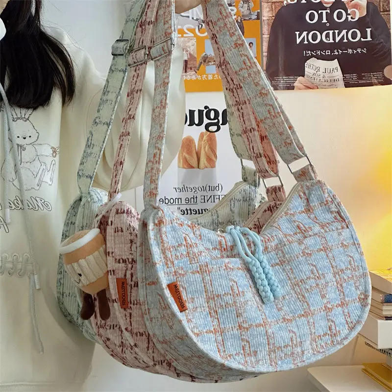

MBTI Plaid Womens Shoulder Bag Japanese Style Vintage Large Capacity Student Casual Messenger Bag Cute Class Winter New Handbag