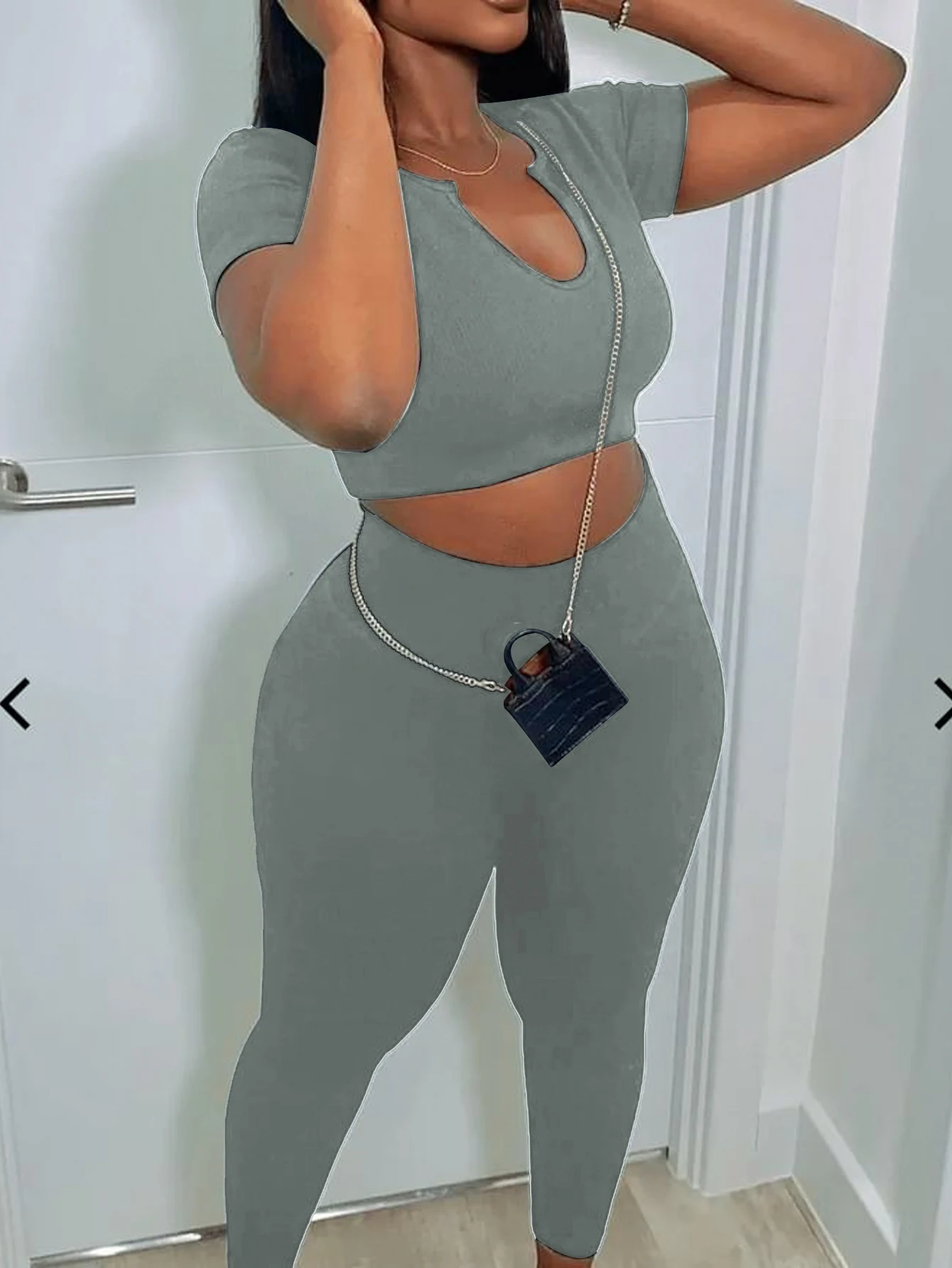 Сексуальный комплект из трикотажной ткани с v-образным вырезом для женщин