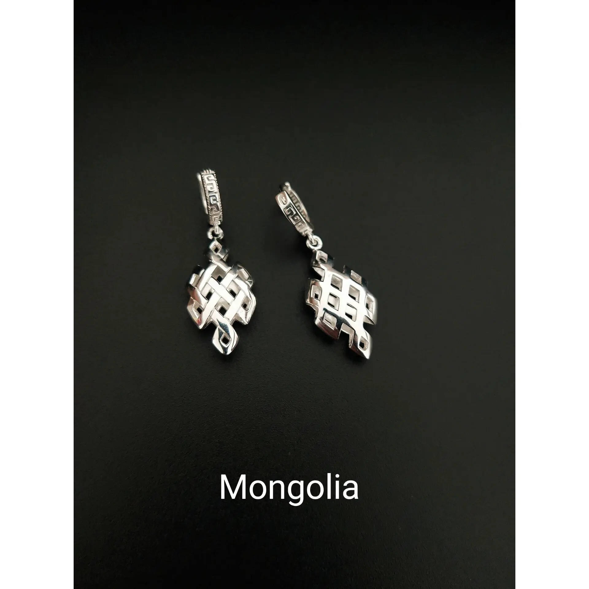 

Монгольские кочевые серебряные однотонные металлические серьги с благоприятным узелком для женщин, ювелирные изделия, подарок для женщин, модные женские серьги