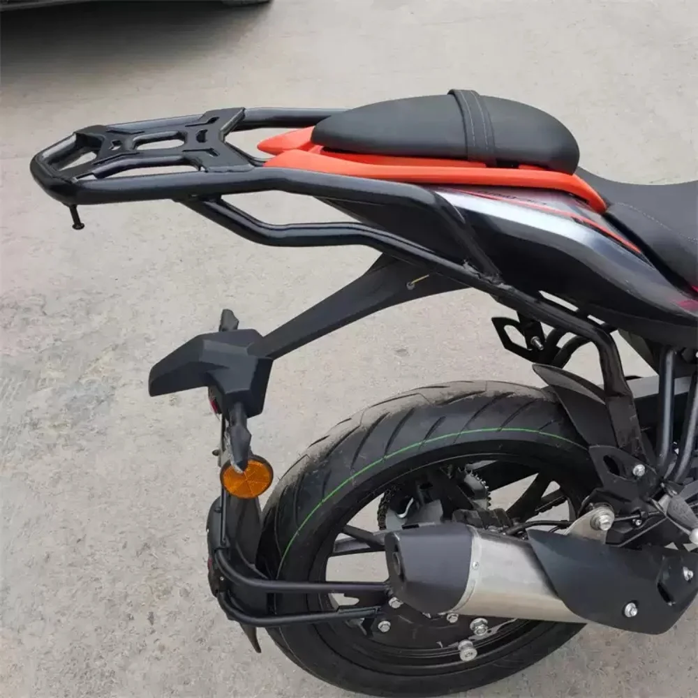 Фото Подходит для модифицированного заднего багажника QJMOTOR SRK125S, задней полки, багажника из алюминиевого сплава, грузового багажника. №4