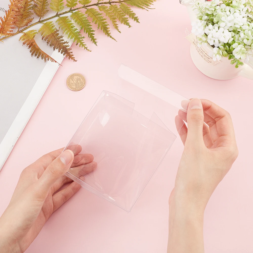 20Pcs Clear Foldable PET Boxes 8x8x8cm Square Jewelry Storage Containers for Wedding Party Candy Favor Snacks Packing Case