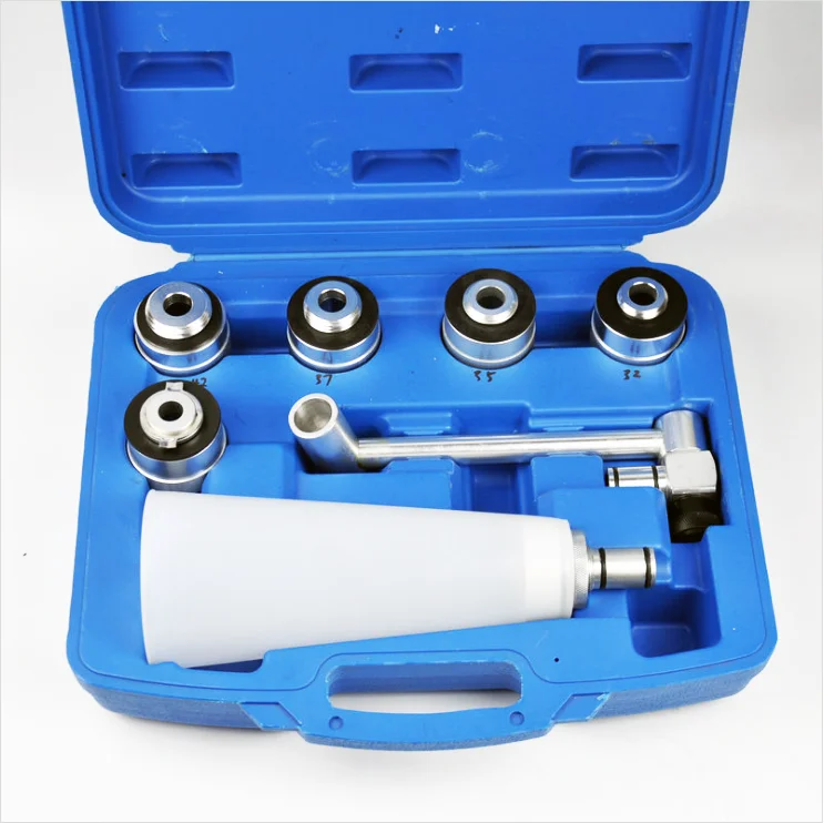 

7Pcs Oil Filling Tools Set Auto Engine Repair Tools Oil Fluid Extractor Refill Tool