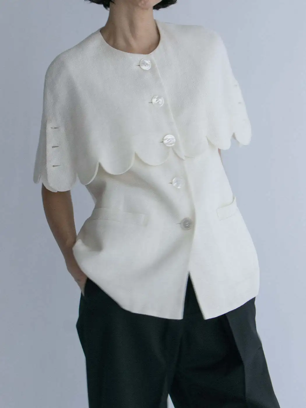 

Женская однобортная блузка с коротким рукавом, Повседневная Элегантная блузка с милым волнистым воротником, весна-лето