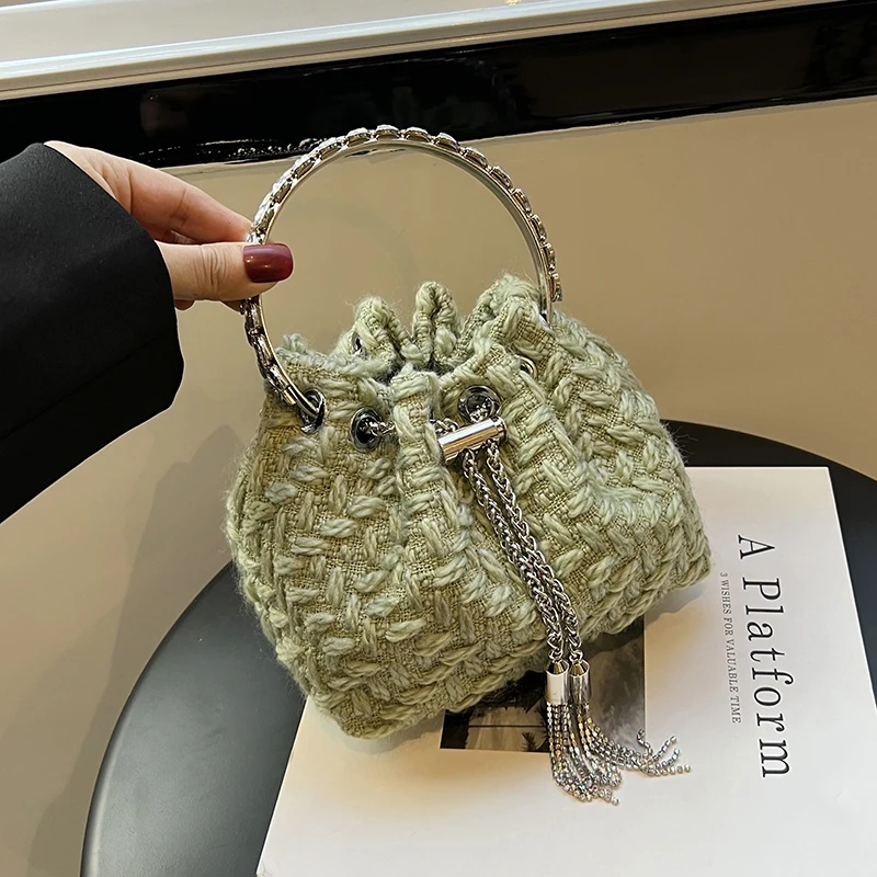 Fashion Tassel Handbag Bucket Bag Chain Shoulder Crossbody Bag Round Ring Design Hand Bag for Women 2022 New Denim Clutch