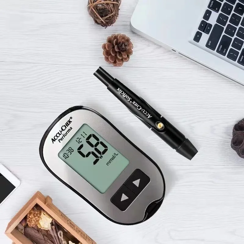 Фото Accu Chek Performa Измеритель уровня глюкозы в крови Roche Sugar Ac ddy Diabetic Tester Монитор для диабета Meting Автоматическое кодирование Бытовая последняя №2