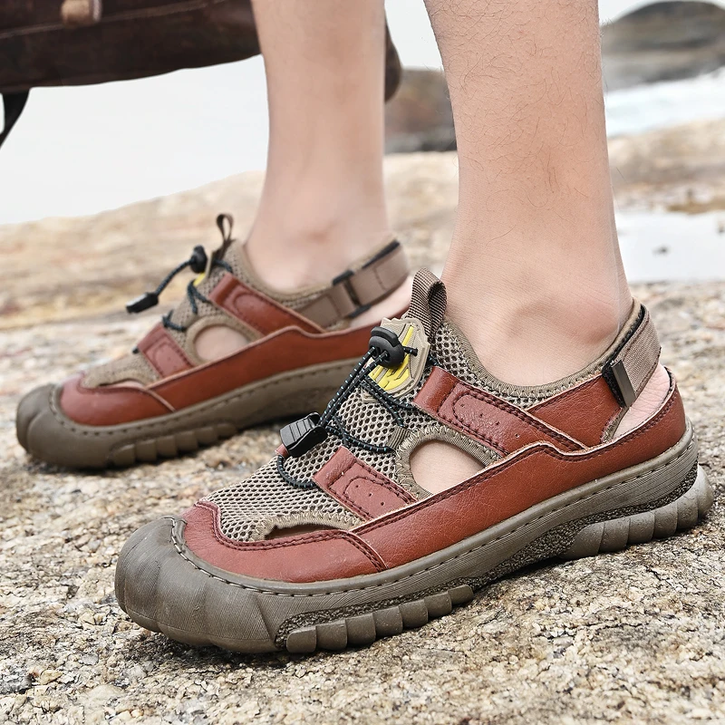 

New Summer Genuine Leather Men's Sandals Casual Outdoor Beach Sandals High Quality Men shoes Classic Roman Slippers Size 38-46