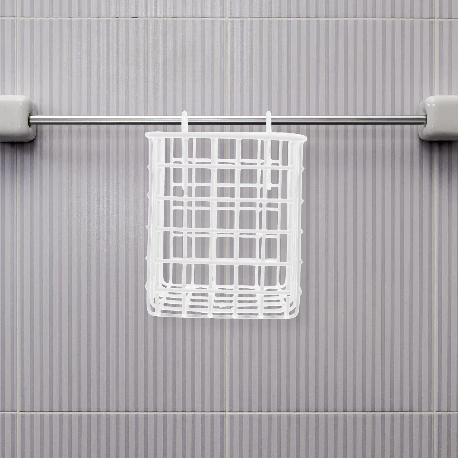 Корзина из железной сетки над шкафом маленький органайзер под раковиной дверной