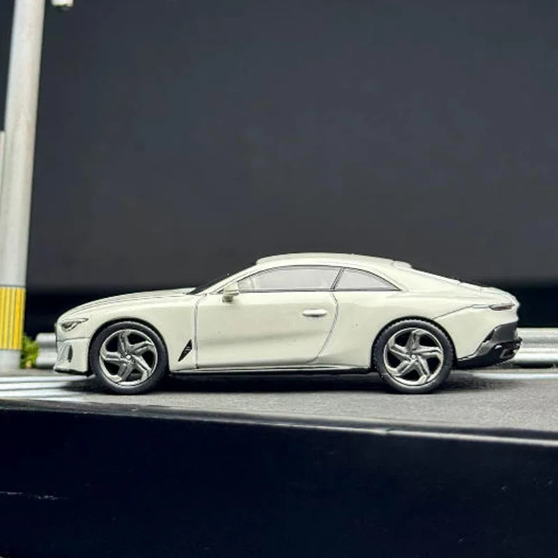 Фото Модель MINIGT Diecast в масштабе 1:64 Bentley Batur # Модель из сплава 969: Симуляция, декор, хобби, сувениры, подарки, коллекция, статическая модель для демонстрации №4