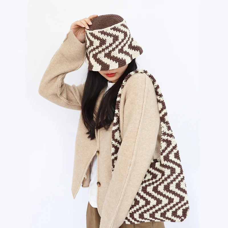 Niche Design Contrast Color Ripple Bucket Hat Korean Autumn and Winter Warm Pure Hand-woven Caps Tote Bag Suit Women's Hats