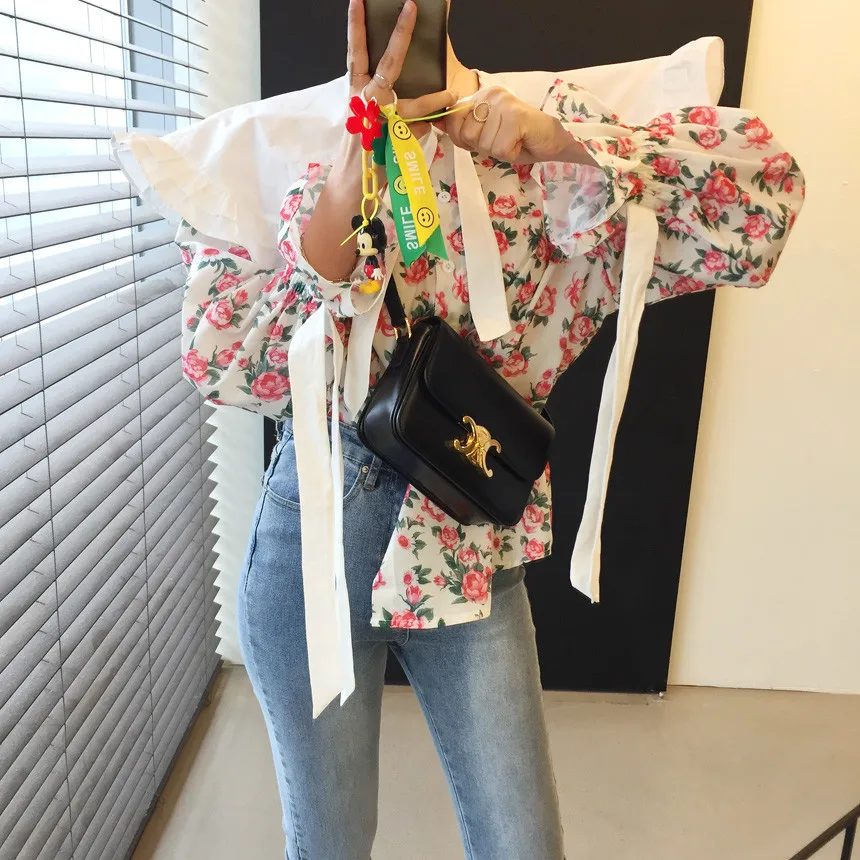 

SuperAen 2022 Spring Peter Pan Collar Lace Flare Sleeve Loose All Match Flower Print Shirt Casual Womens Tops