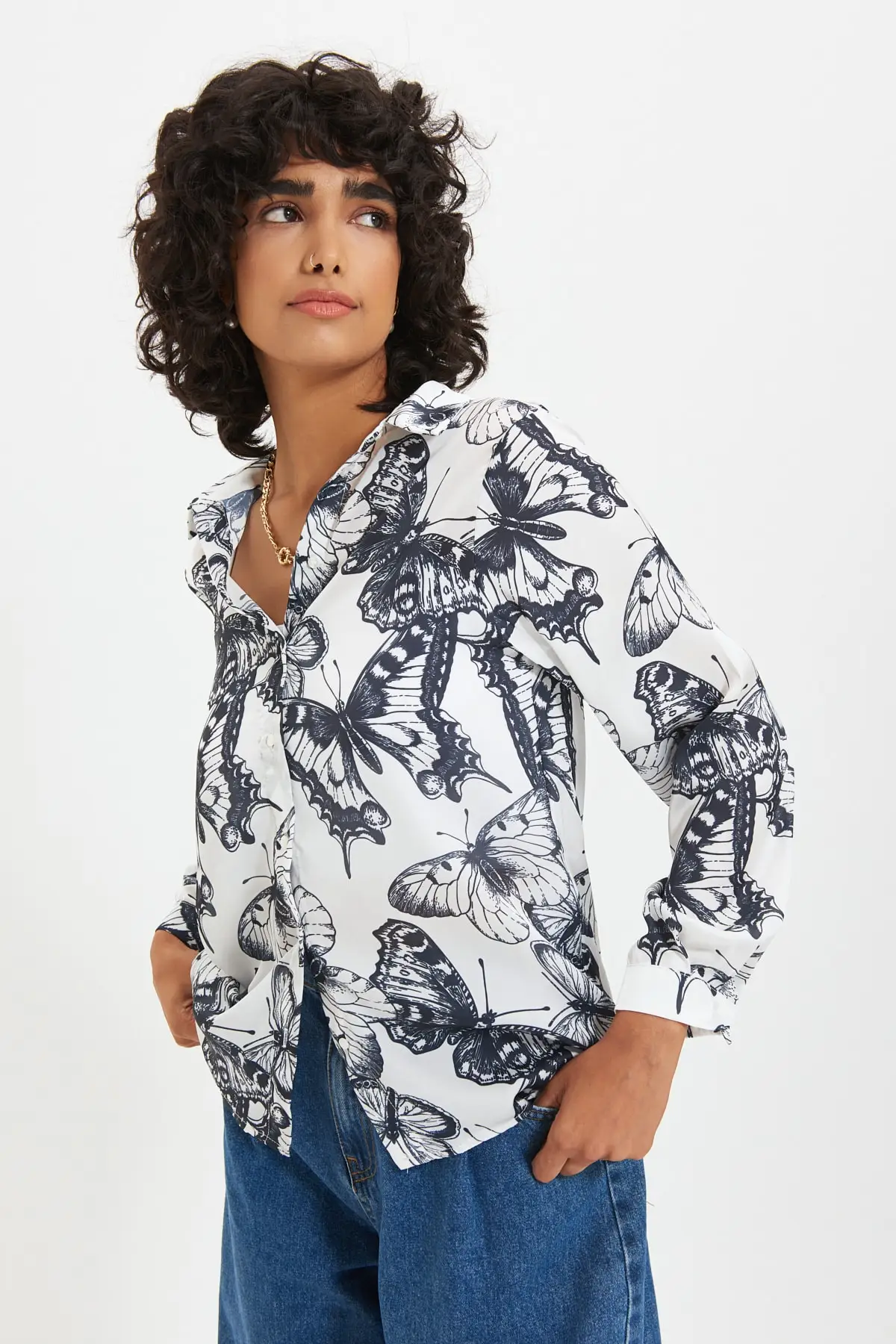 

Trendyol Printed Shirt TWOAW22GO0116