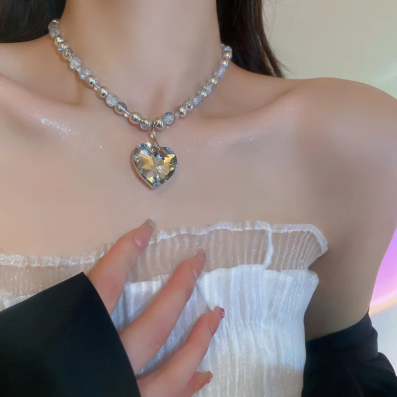 

MASA Necklace for Women Choker Crystal Heart Pendants Initial Necklace Luxury Bead Choker Clavicle Chain Collares MASA44