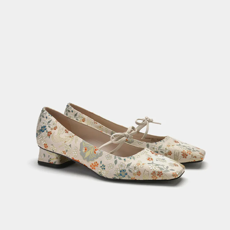 

Women's Shoes Fashion Close Women's Shoes Versatile Temperament Square Toe Embroidery Women's Shoes Bridal Shoes