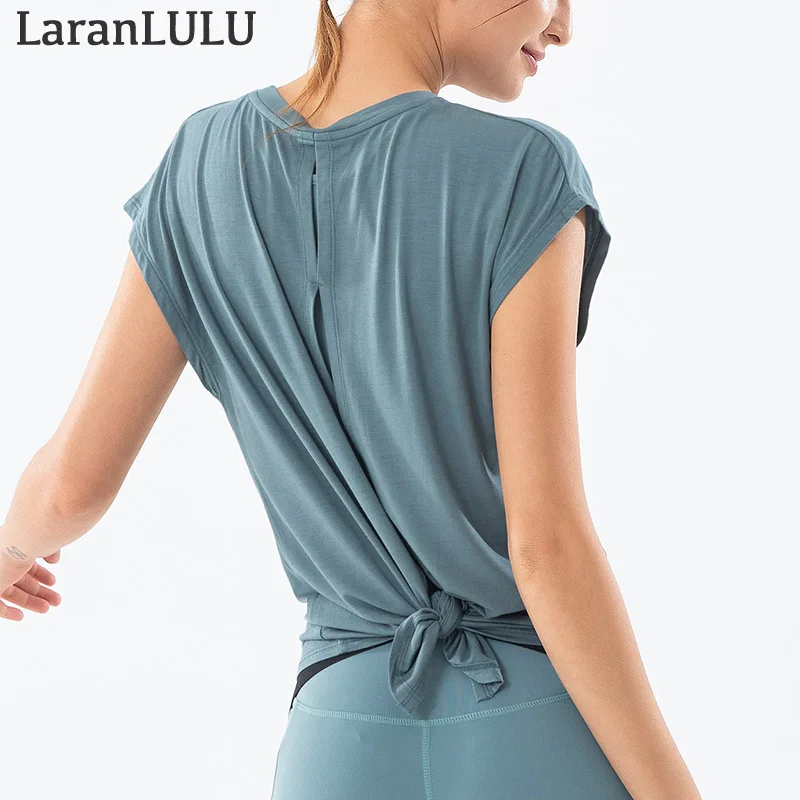 

2022 Sexy Woman Hollow Out Back Fitness Yoga Shirts Running T-Shirts Gym Athletic Tops Sportswear Loose Fit Short Sleeved Shirts