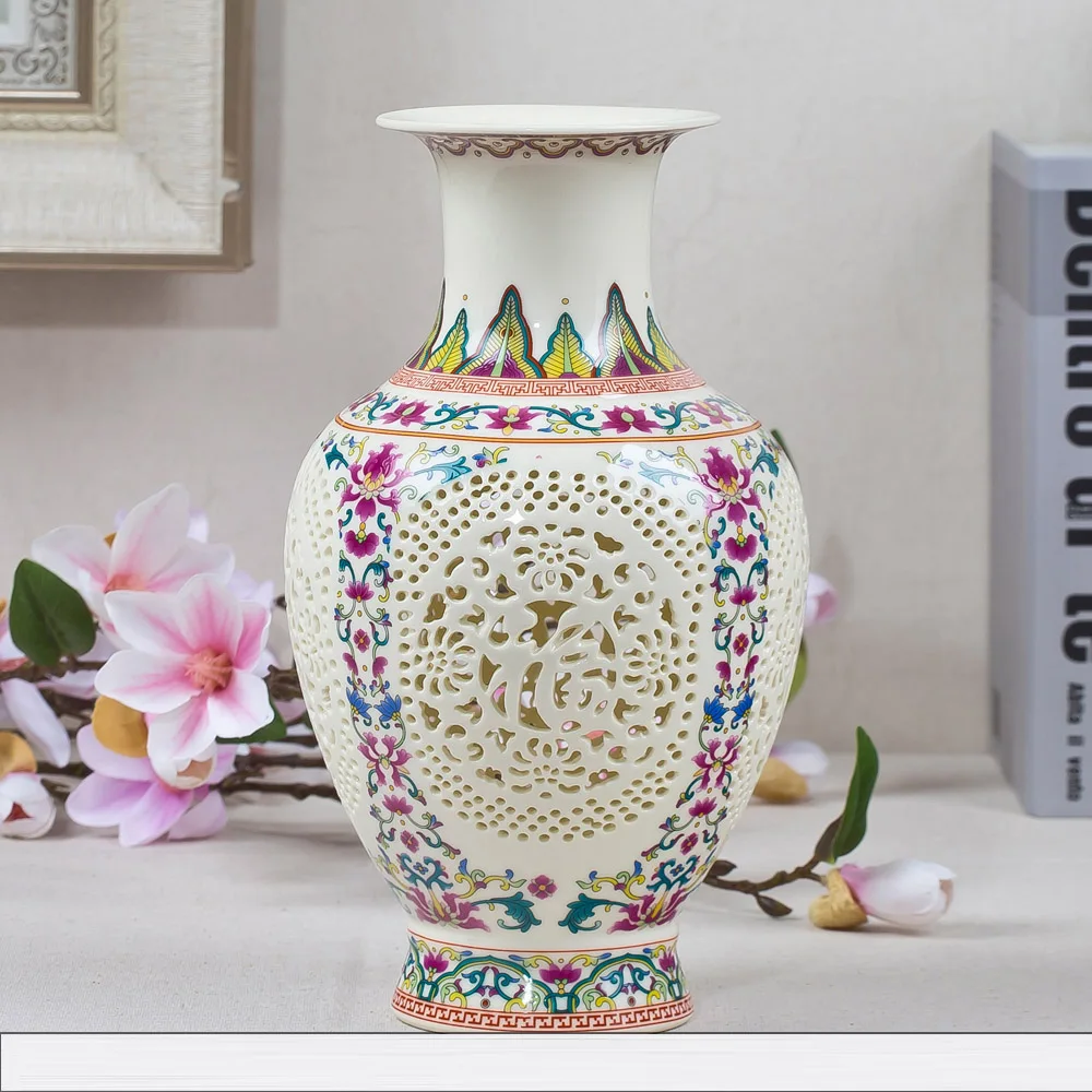 

Antique Jingdezhen Hollow Ceramic Vase Chinese Pierced Vase Wedding Gifts Home Handicraft Furnishing Articles