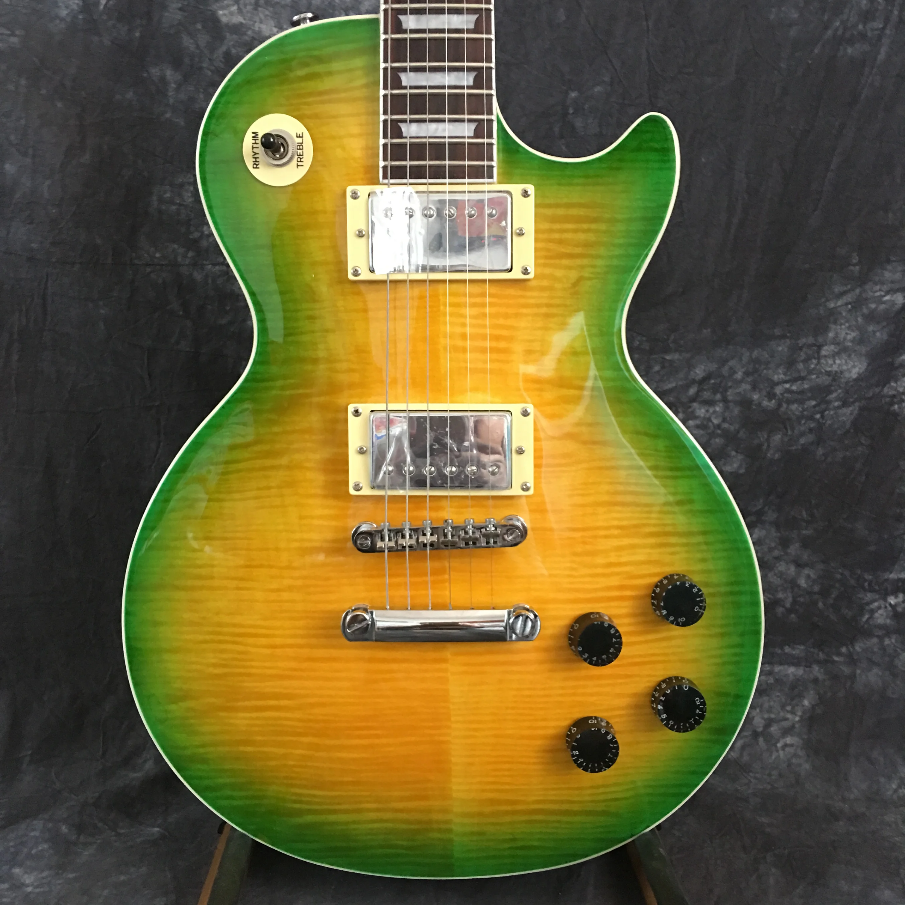 

High Quality 2019 New Factory Electric Guitar Multicolor Guitar Maple Guitar Top Guitar Fret Binding Free Shipping
