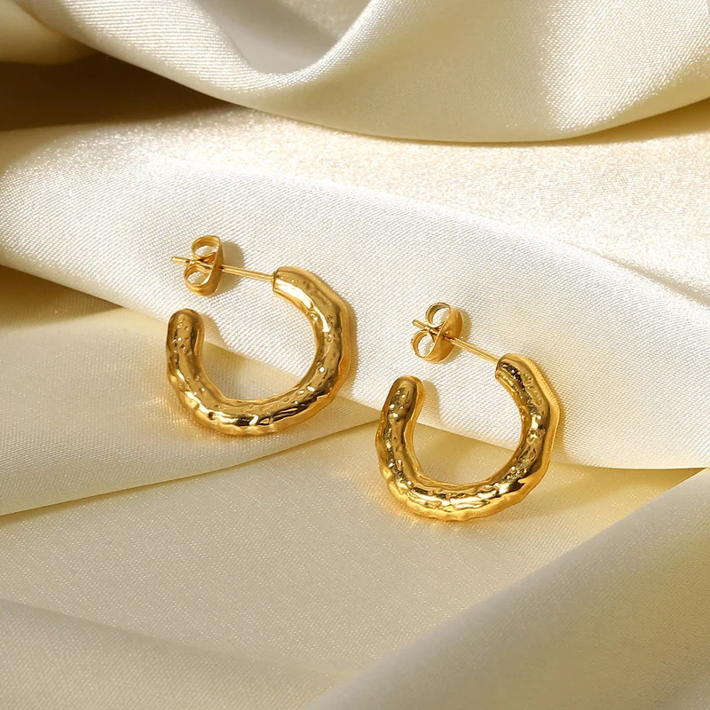 

Minar Stylish Irregular Lava C Shaped Hoop Earrings for Women Femme Geometric Gold Titanium Steel Earring Casual Daily Jewelry