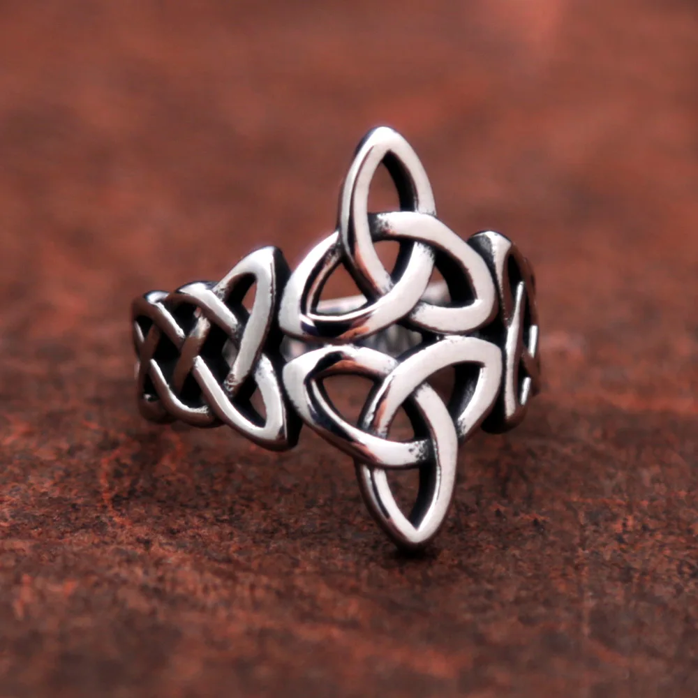 

Vintage Hollow Out Mens Stainless Steel Celtic Knot Ring Simple Nordic Trinity Irish Rings for Women Viking Amulet Jewelry Gift