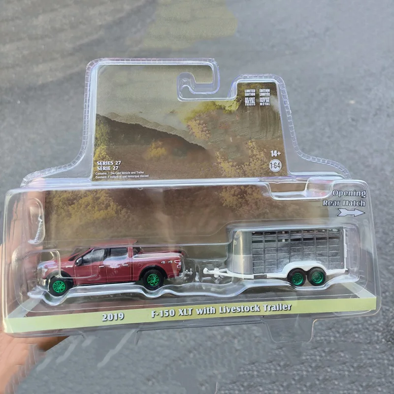 

Diecast Alloy 1:64 Scale 2019 F-150 Pickup Truck Special Edition Car Model Adult Classic Collection Display Ornament Souvenir