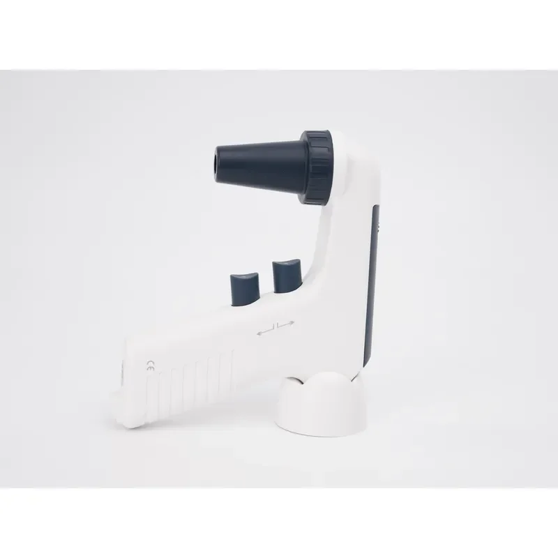 Фото Levo Plus Pipette Filler — эргономичное решение для быстрого пипетирования с точным контролем скорости. №3