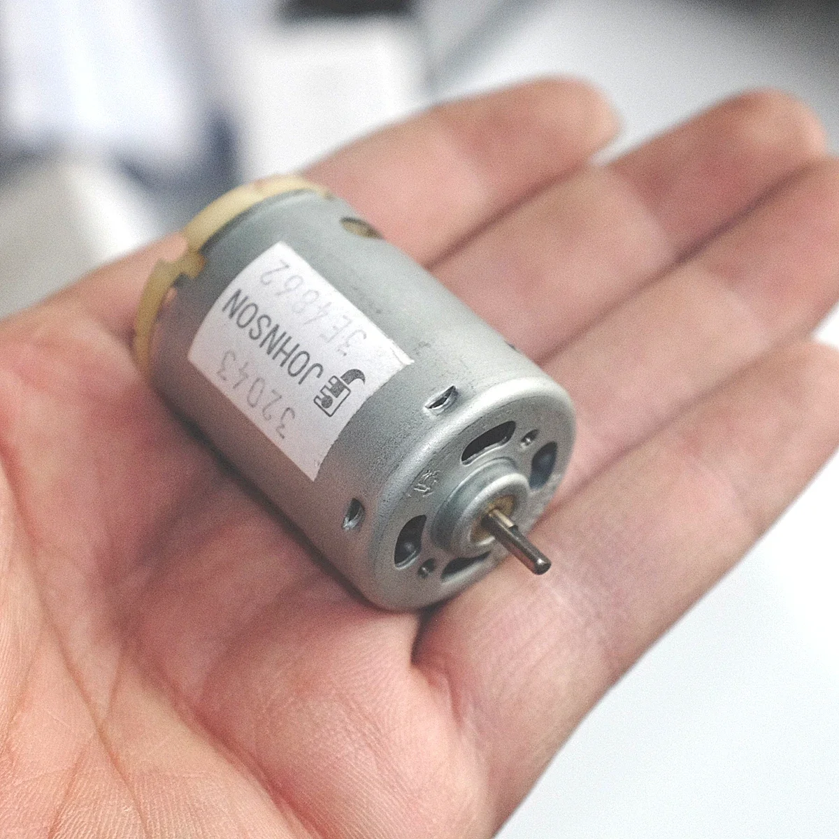 

JOHNSON Micro RS-380 Двигатель постоянного тока