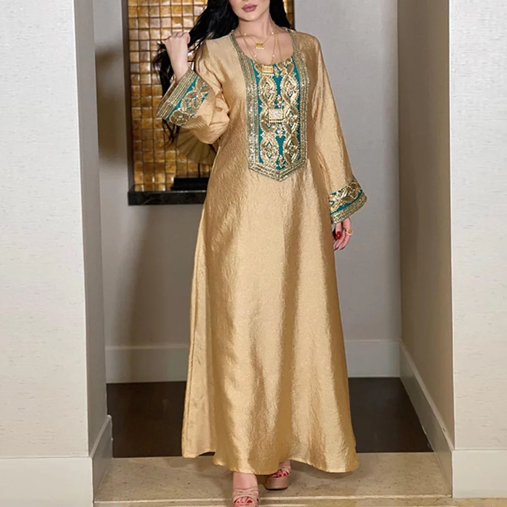 

Retro Ethnic Embroidered Robe Female 2023 New Autumn Middle East Dubai Arabia Oman Kuwait Morocco Kaftan Muslim Clothing