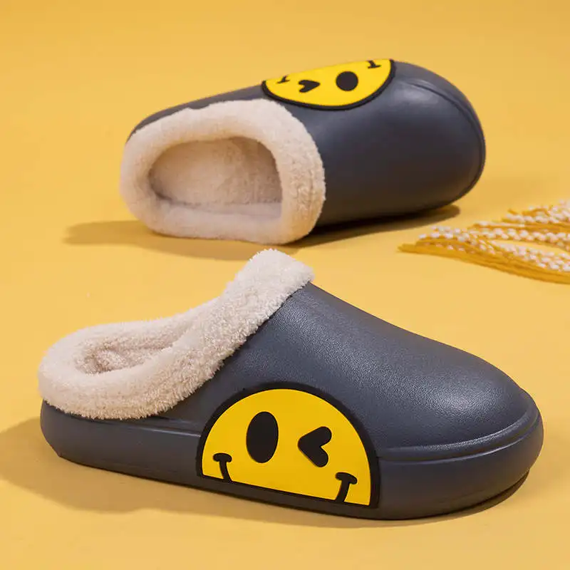 

Shining Black Shoes Luxe Child Sandals Child's Plush Slipper Shoed Flip Flops Brand Boy Child Tennis Designer Luxury 2022 Choes