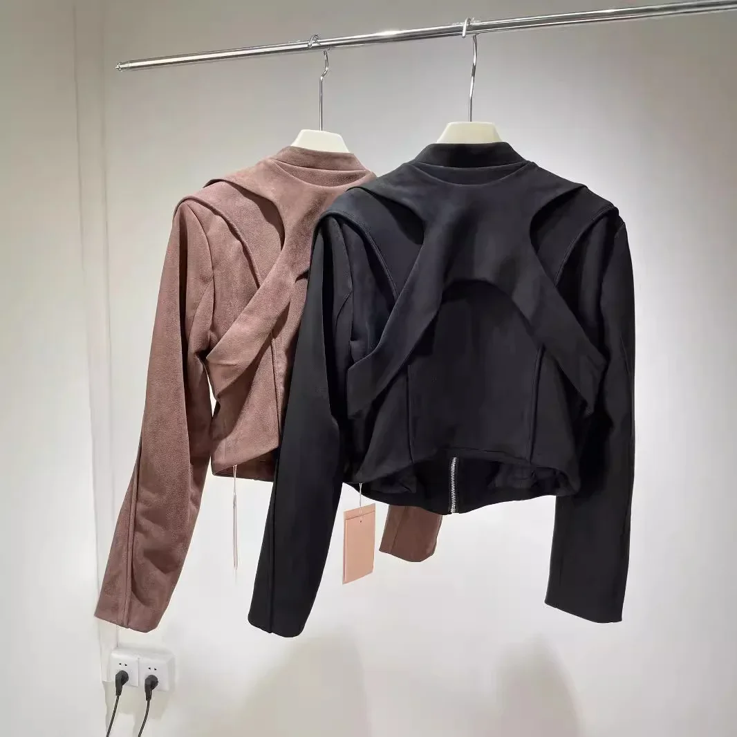 Винтажная замшевая кожаная куртка в стиле пикантной девушки дизайн мотоцикла