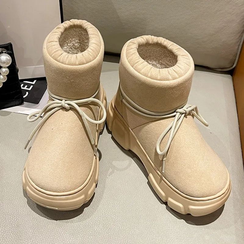 Женские уличные зимние ботинки теплые меховые на высокой толстой подошве