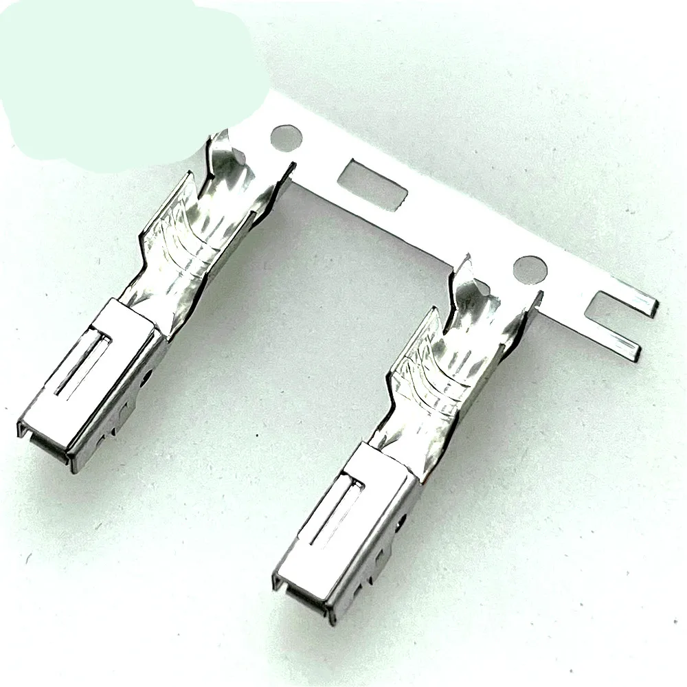 

100PCS 1897598-1 Original connector come from TE