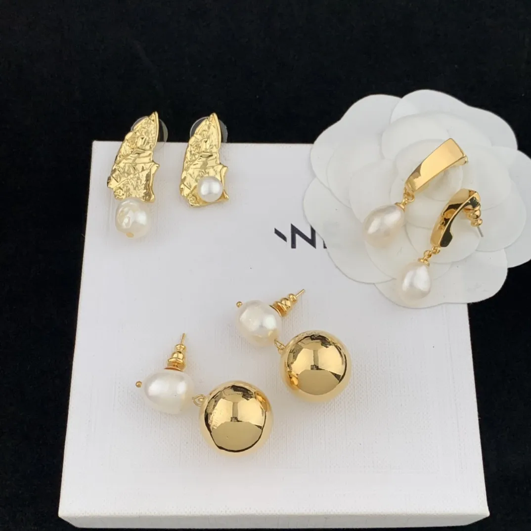 

European and American new pearl earrings
