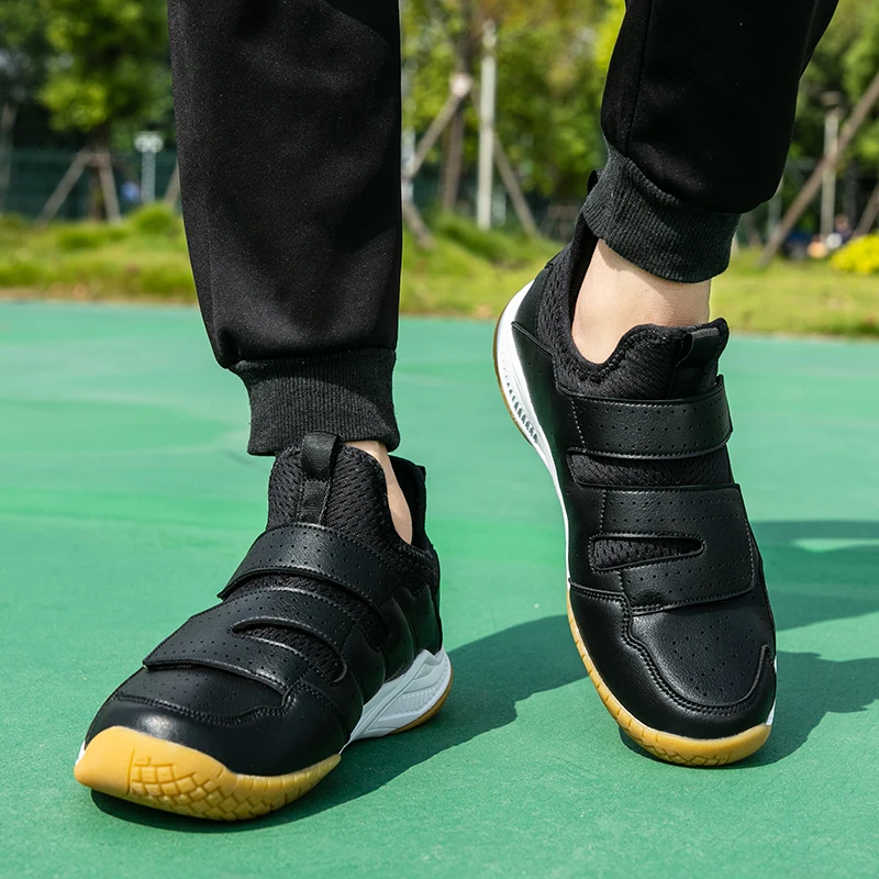 Women and Men Tennis Shoes Velcro Men Tennis Sneakers High Quality Comfortable Badminton Shoes Competition Training Sneakers Men