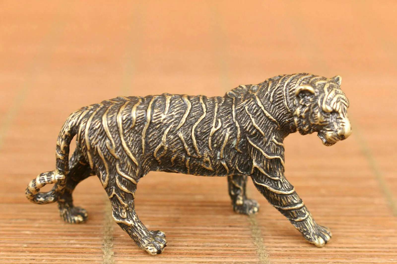 

rare chinese old bronze art tiger statue figure collectable good stand statues for decoration living room decoration