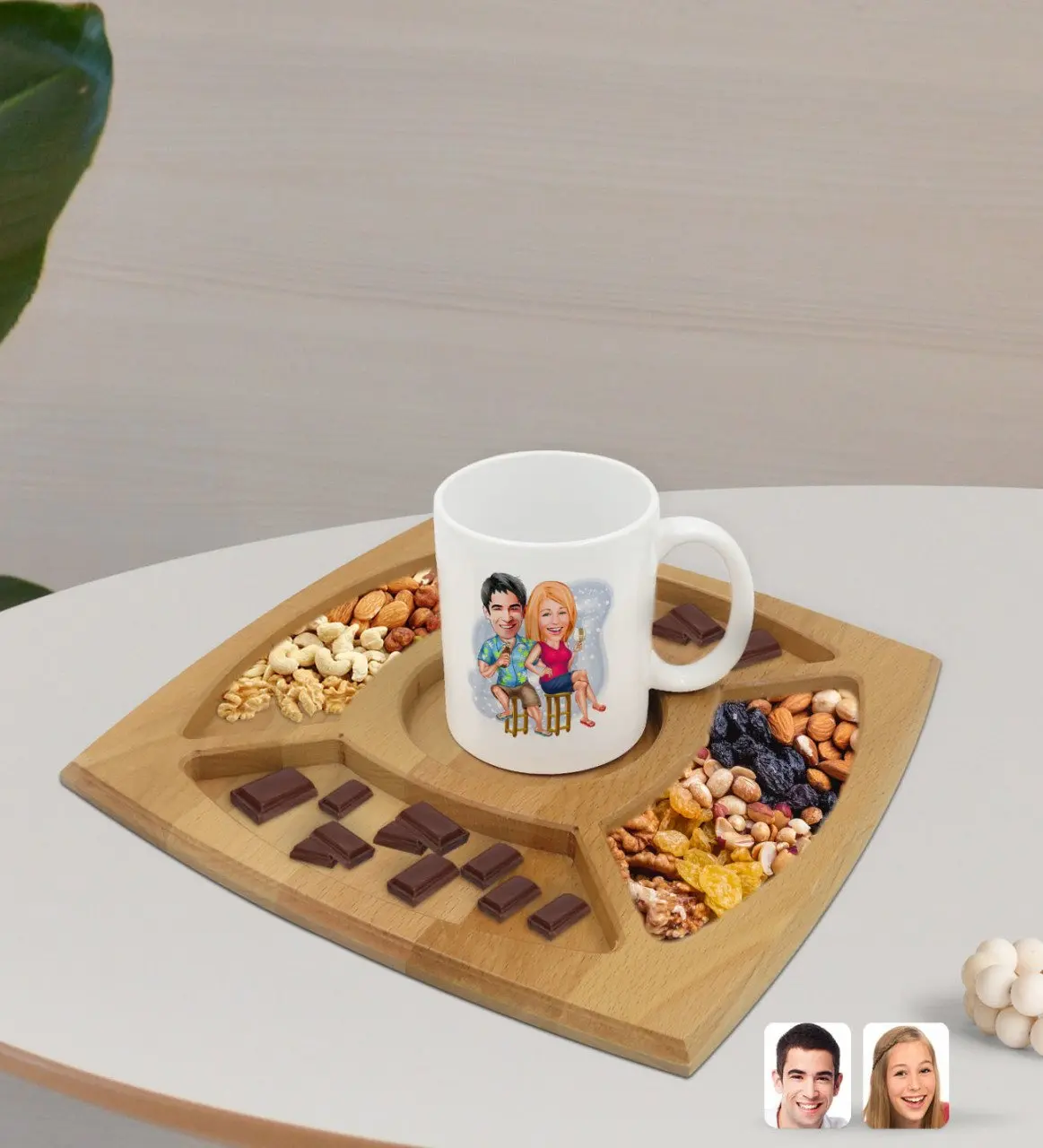 

Персонализированная белая кружка в стиле Дня Святого Валентина с 4 отделениями