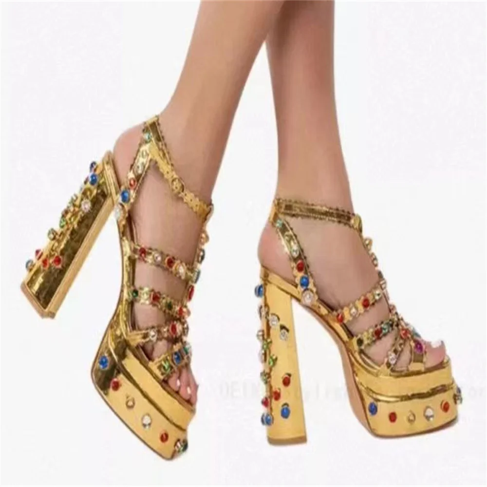 

Новинка лета 2023, женские сандалии на высокой массивной платформе с острым носком и пряжкой на одной линии, пикантные сандалии на высоком каблуке со стразами/искусственными камнями