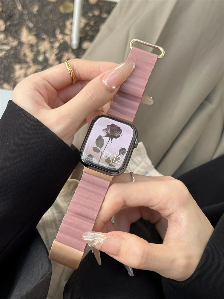 

Luxury Magnetic Leather Band For Apple Watch 41mm 38mm 40mm 42mm 44 45 Soft Silicone Watchband Strap For iWatch 8 7 SE 6 5 4 3