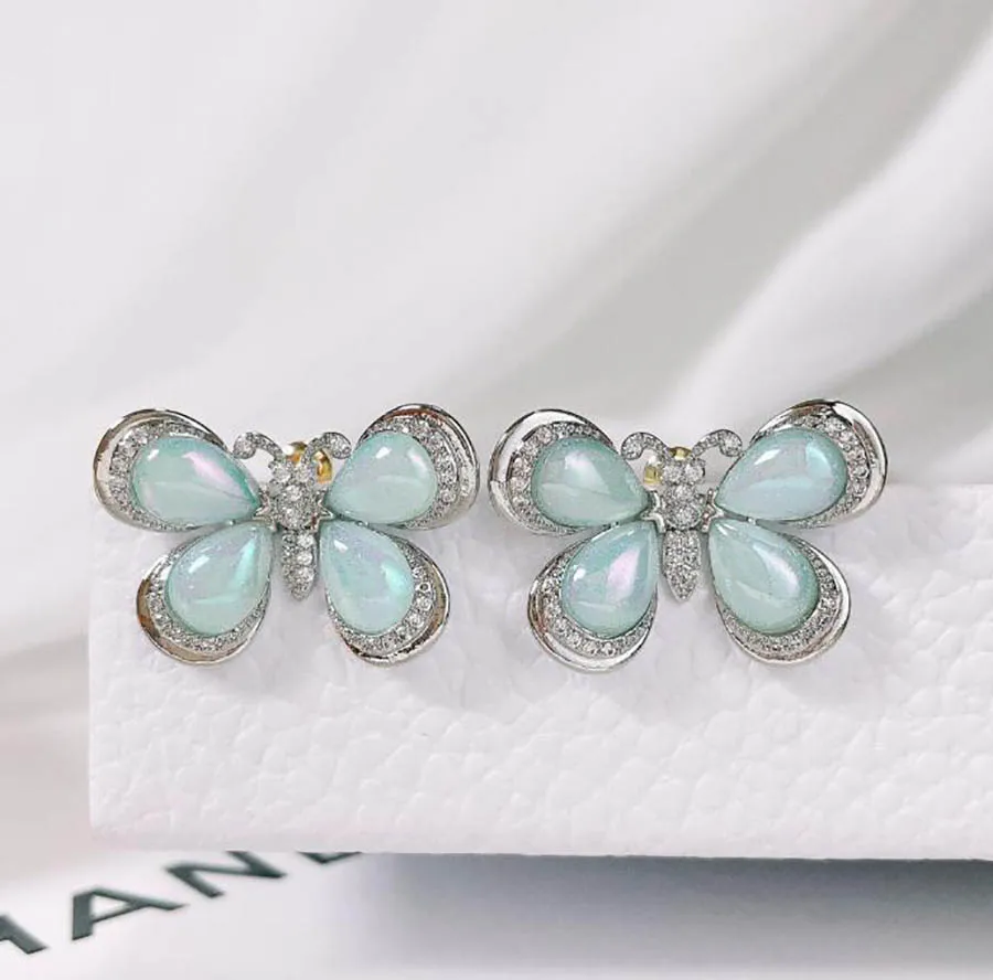 

Fashion colorful beads smart butterfly earrings European women sweet classic insect Trend jewelry
