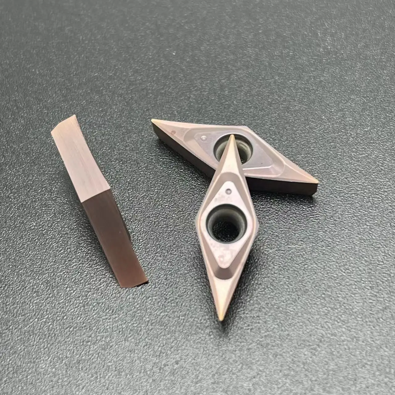 Рисунок 3 - Инструмент для токарной обработки