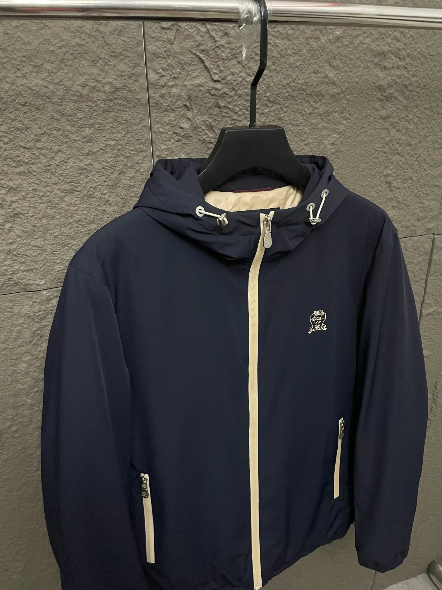 BILLIONAIRE SIJITONGDA 2025Мужской бутик осенне-зимнего легкого пуховика из первых тканевых