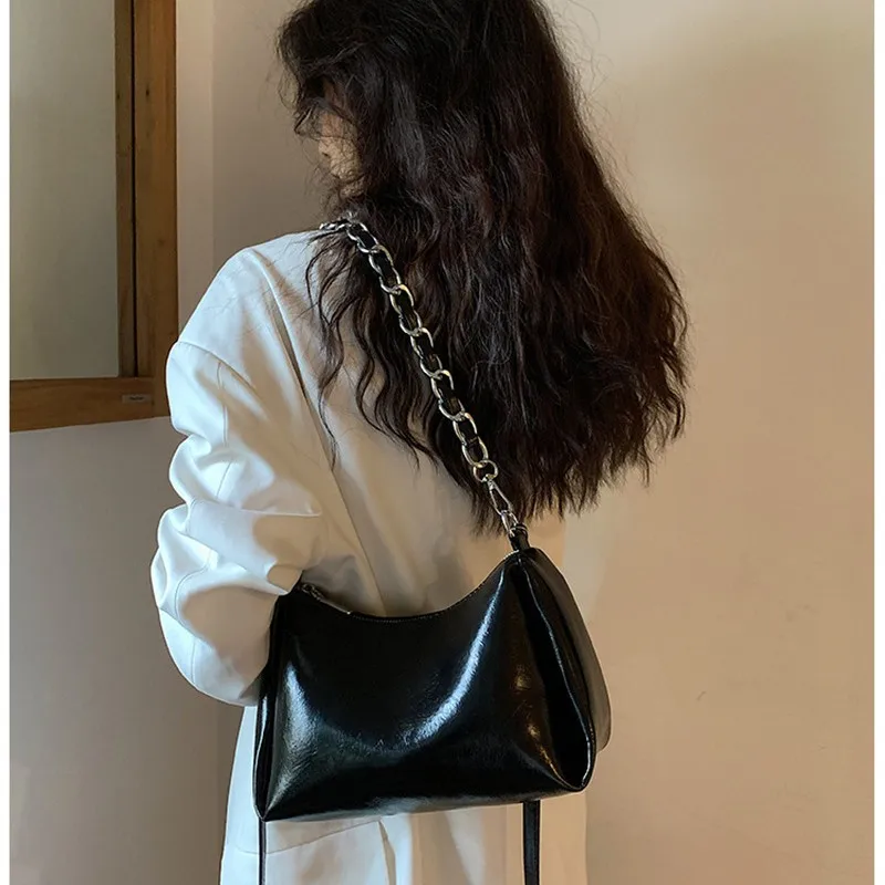 

Retro Women Shoulder Bag Casual Style White/Black/Silver Crossbody Bag Fashion Girl Bandoleras De Mujer сумки жіночі тренд 2023