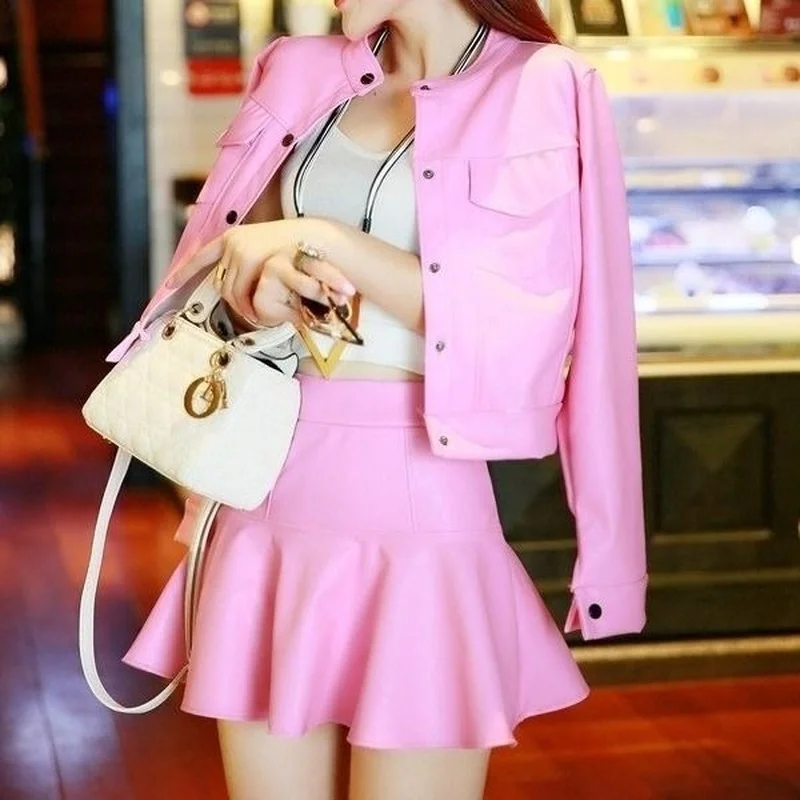 Женские кожаные комплекты из 2 предметов пикантный короткий приталенный жакет на