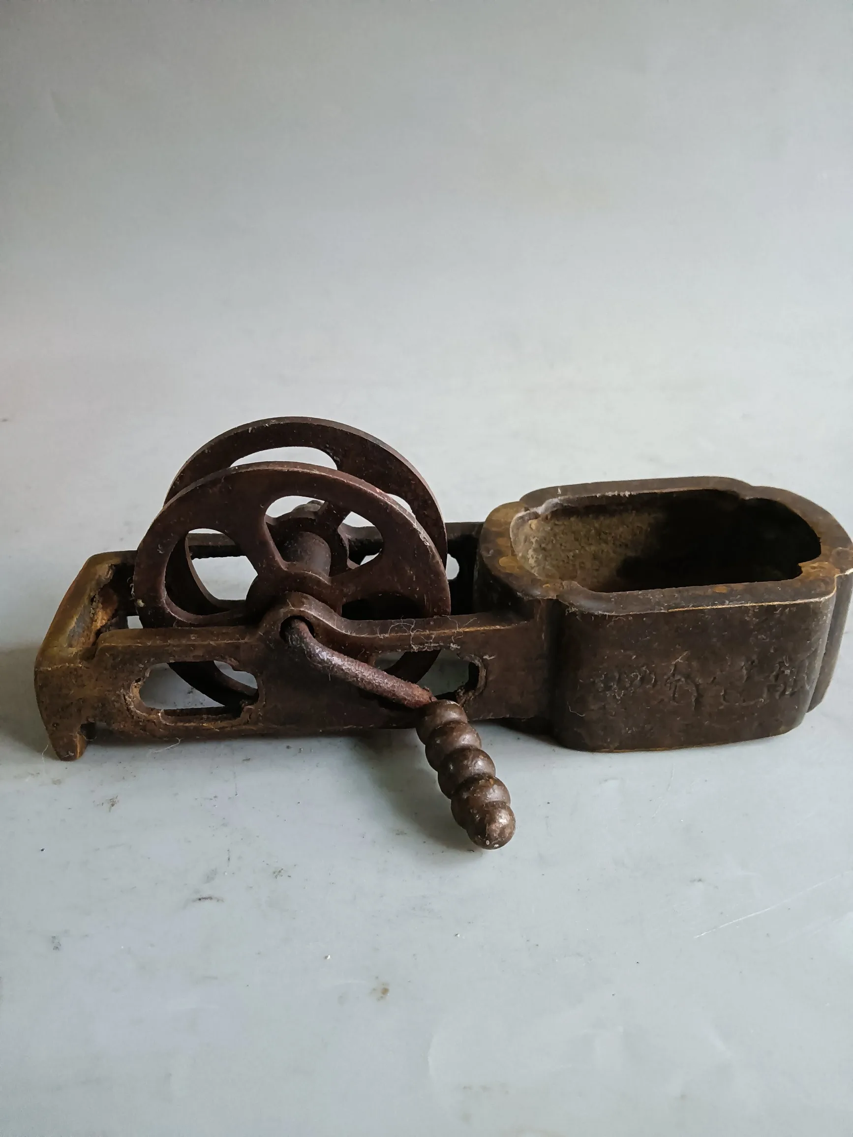 

Китайская каллиграфия Inkstone, письма, студенческие шлифовальные чернила, колодец из натурального камня, чернила Inkwell Fight, отправка подруге, ук...