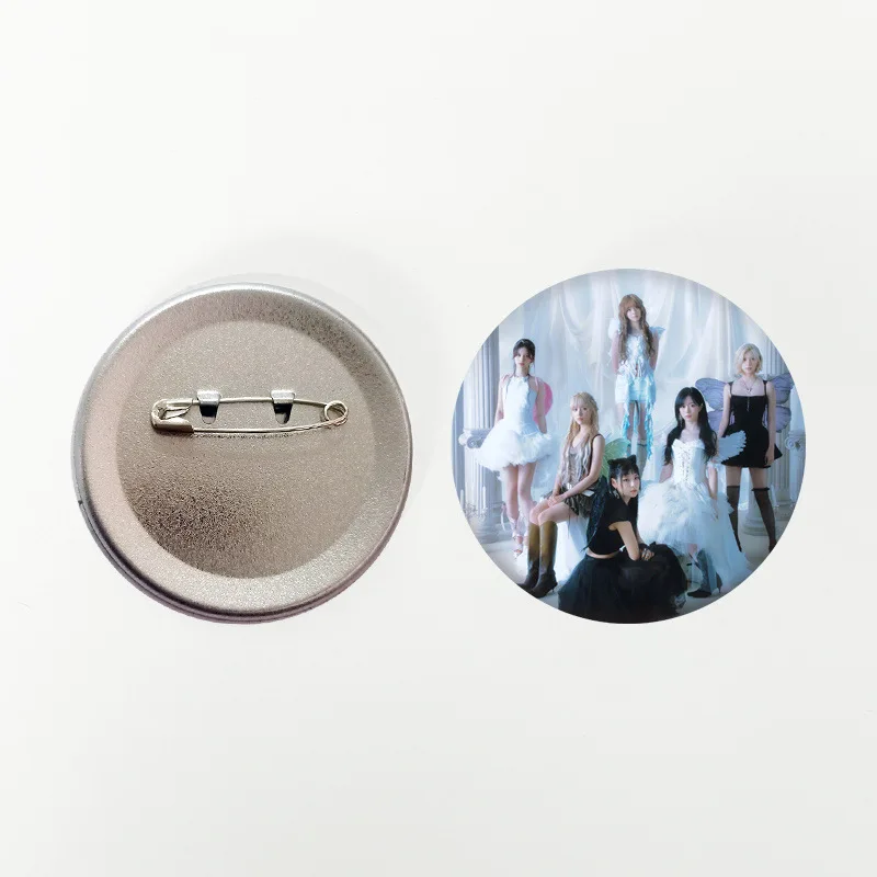 NMIXX Fiary для девочек сезонные приветствия жесть броши Sullyoon Bae Haewon Kyujin Jiwoo милый