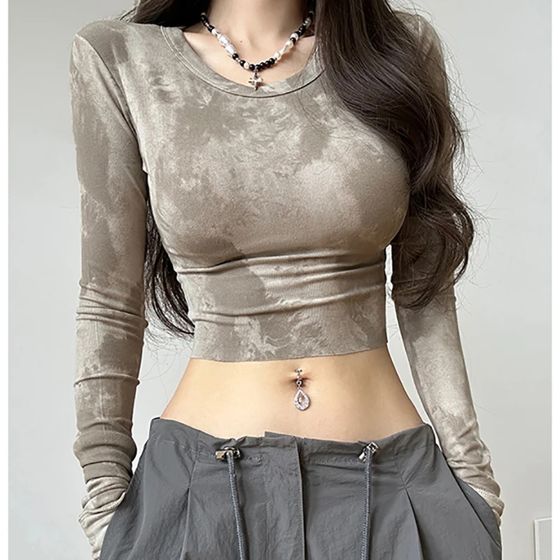 Женская футболка с длинным рукавом круглым вырезом и принтом