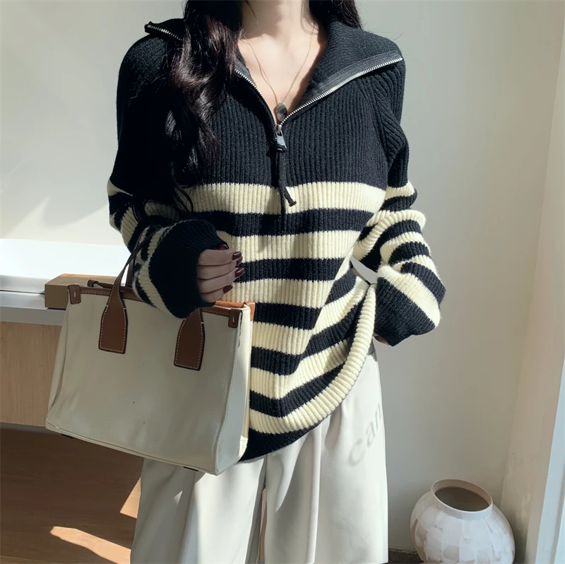 FINEWORDS винтажный повседневный зимний полосатый вязаный свитер женский корейский
