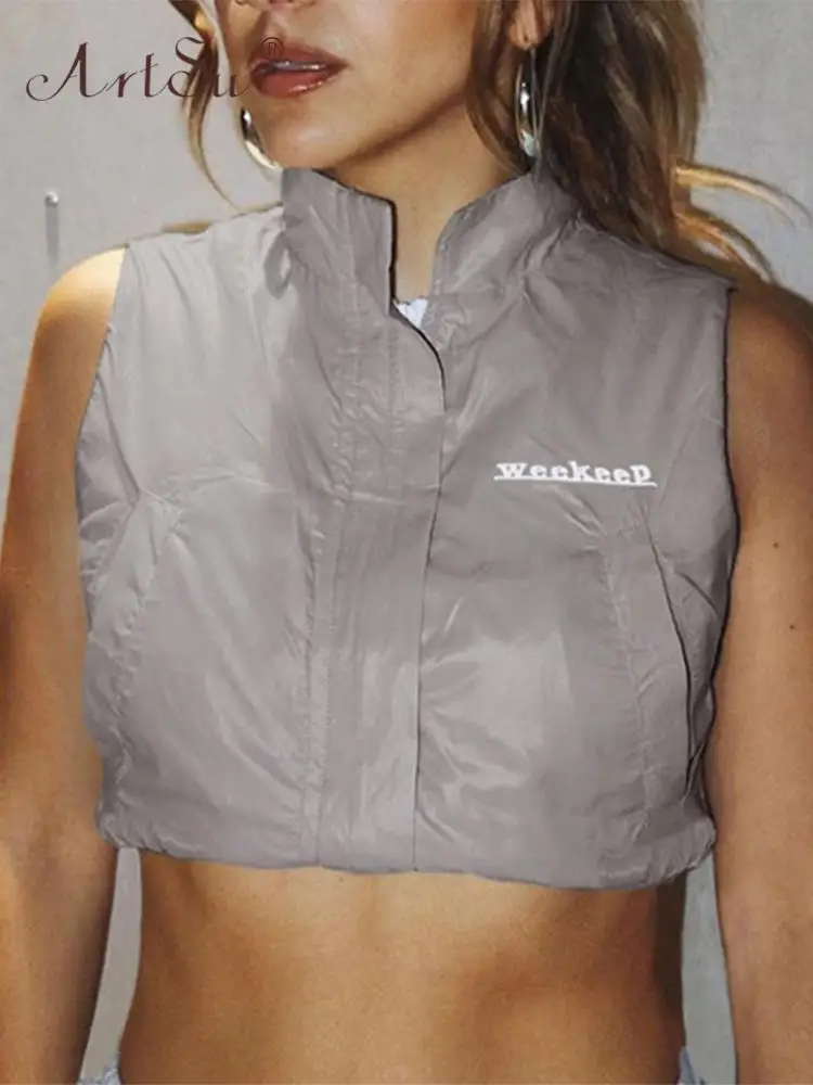 

ArtSu Cargo Style Pocket Vest Women Turtleneck Zip Up Crop Top Casual y2k Streetwear Summer Sleeveless Tank Tops 2023 ANDYVE2316