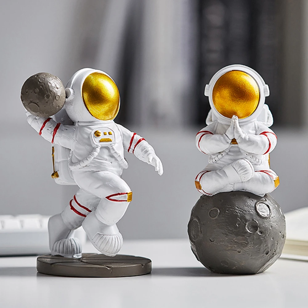 

Modern Creative Resin Astronaut Statue Figurine Spaceman Sculpture Toys Desktop Home Decoration Astronaut Model Kids Gift Decor