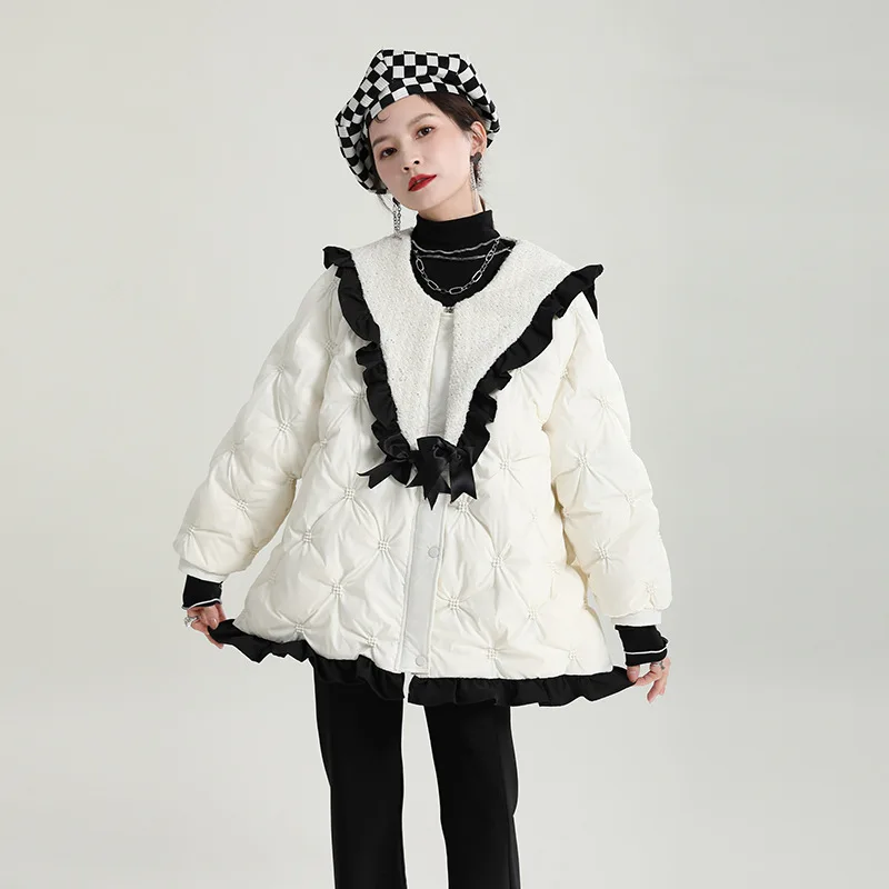 White Doll Collar Down Jacket Female Winter Jacket Niche Design Collision White Duck Down Down Down Jacket enlarge