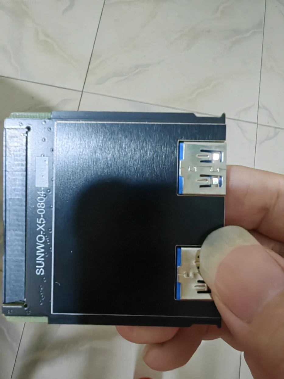 Фото Для станков с ЧПУ FANUC: новый двойной USB-порт для подключения CF-карты к USB через слот для CF-карты. №3