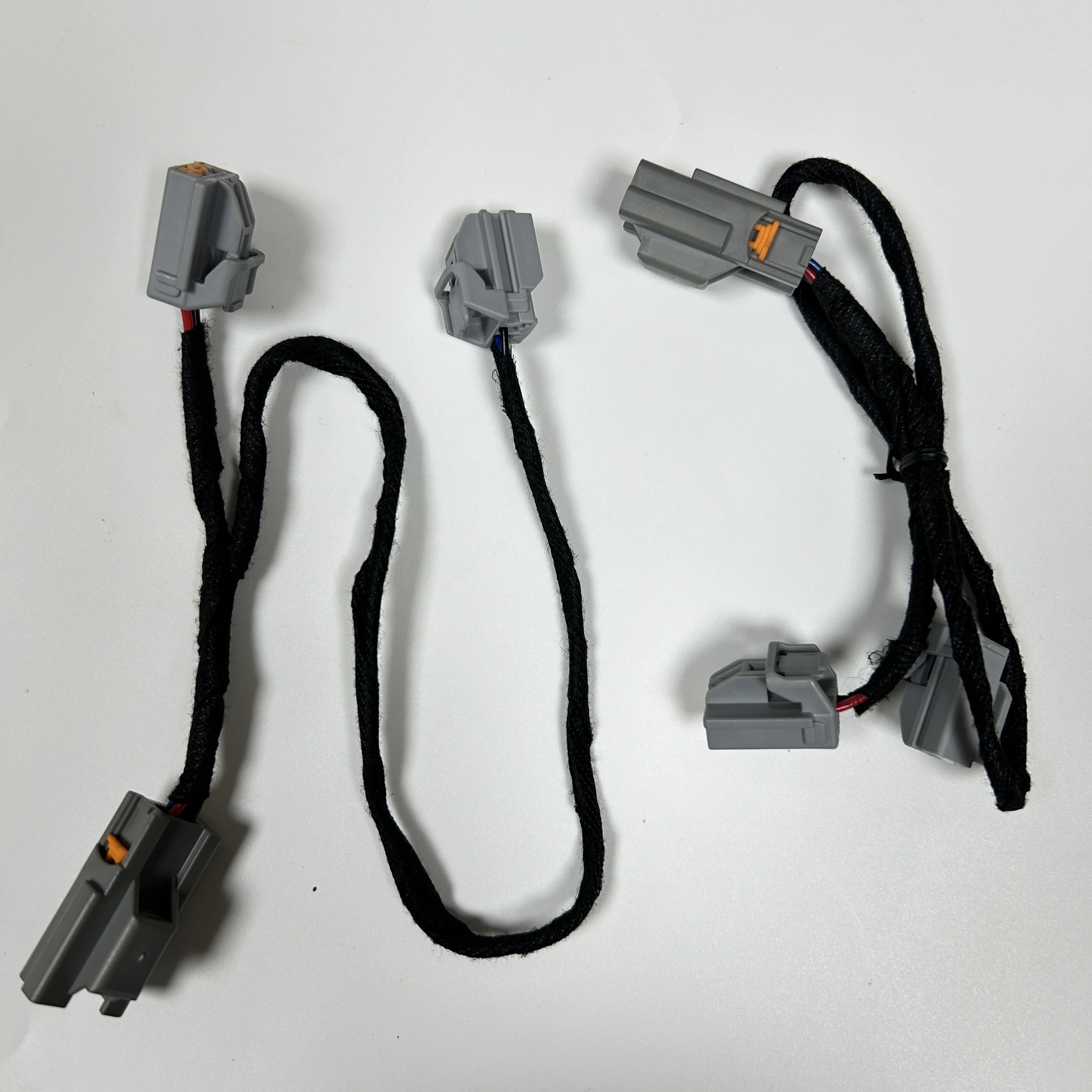 42/5000 моделей V90 XC90 S90 Volvo модернизированные с басами в задней части плюс жгут